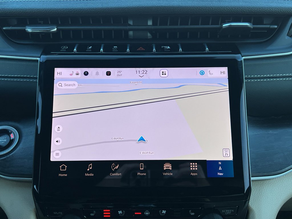 Used 2024 Jeep Grand Cherokee L Limited w/ Luxury Tech Group II image 24