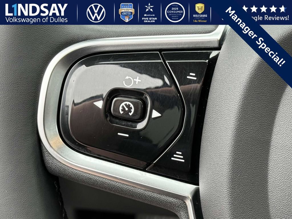 Used 2023 Volvo XC60 T8 Ultimate image 21