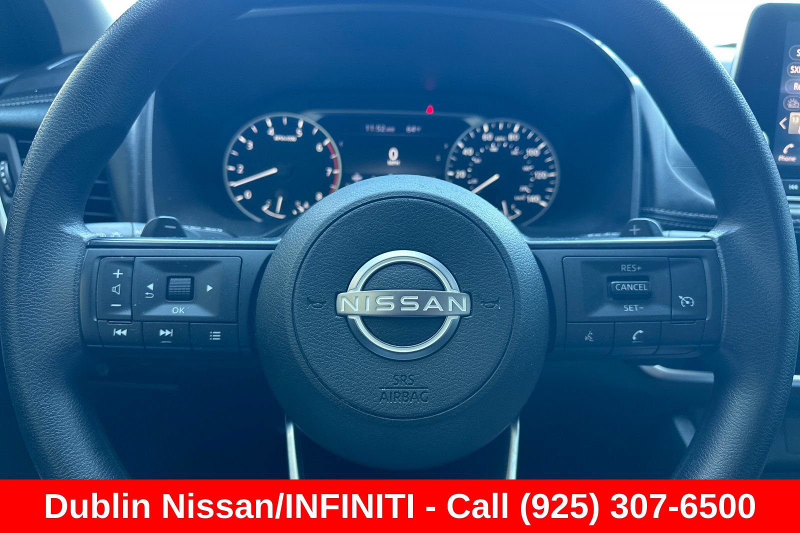 Used 2024 Nissan Rogue S FWD image 36