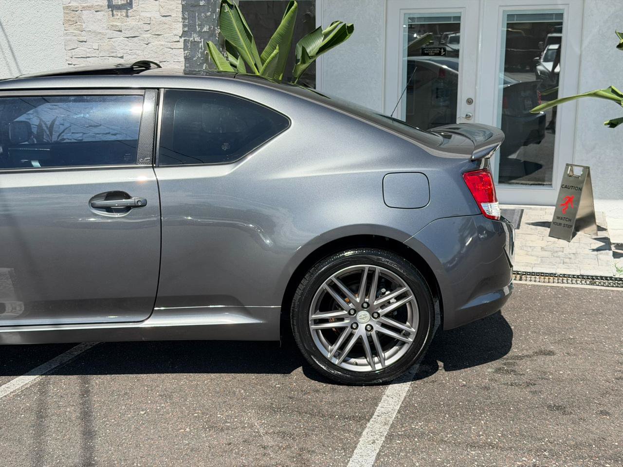 Used 2013 Scion tC FWD image 9