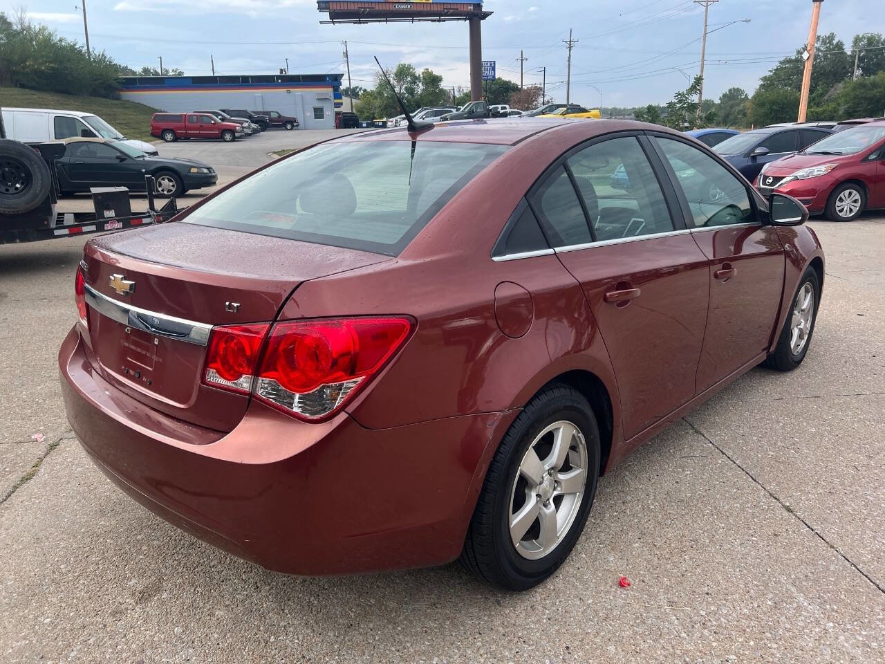 Used 2013 Chevrolet Cruze LT image 4