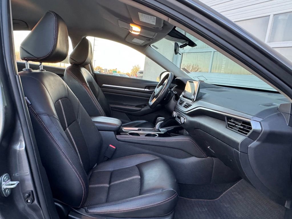 Used 2024 Nissan Altima 2.5 SR image 27