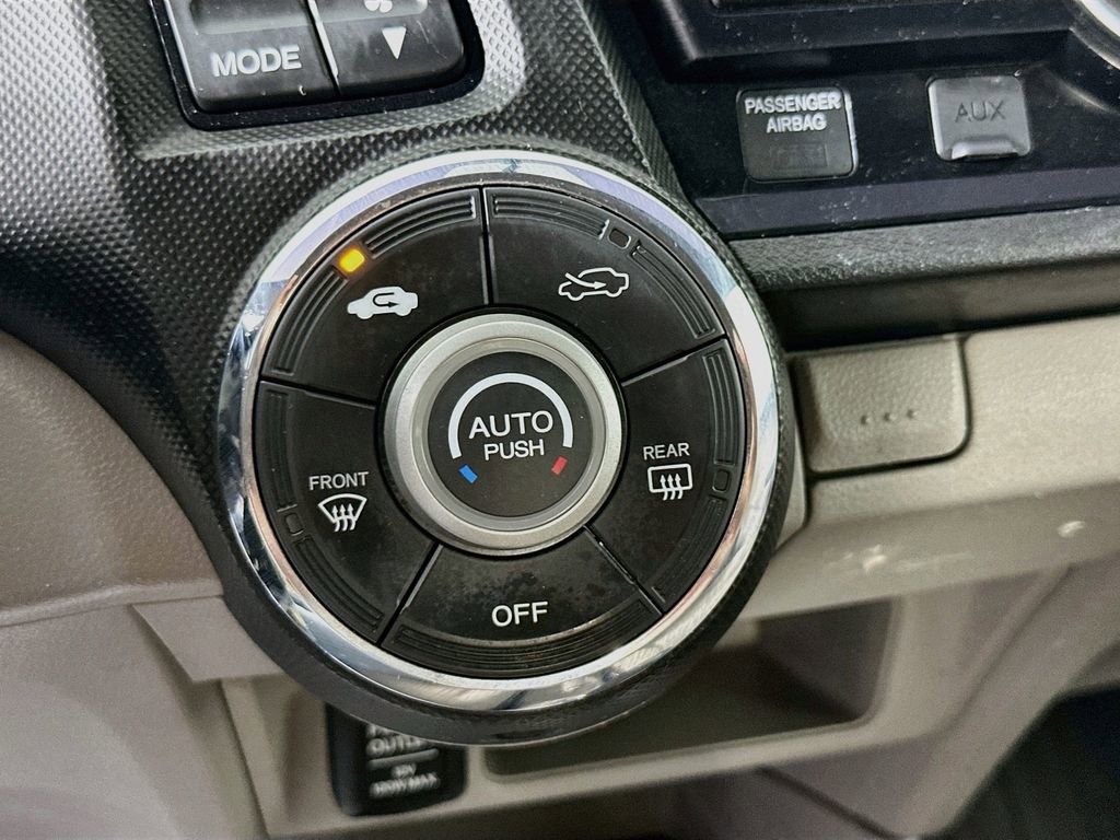 Used 2011 Honda Insight LX image 15
