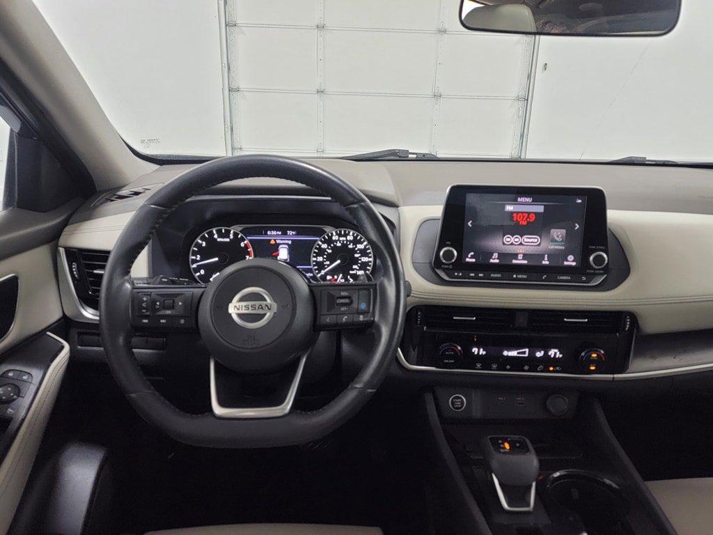 Used 2021 Nissan Rogue SV w/ Premium Package image 12