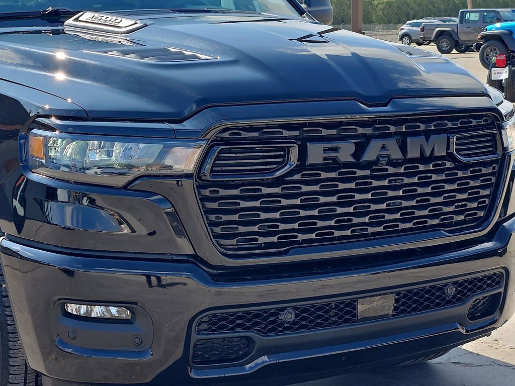 New 2026 RAM 1500 Express AWD/4WD image 7
