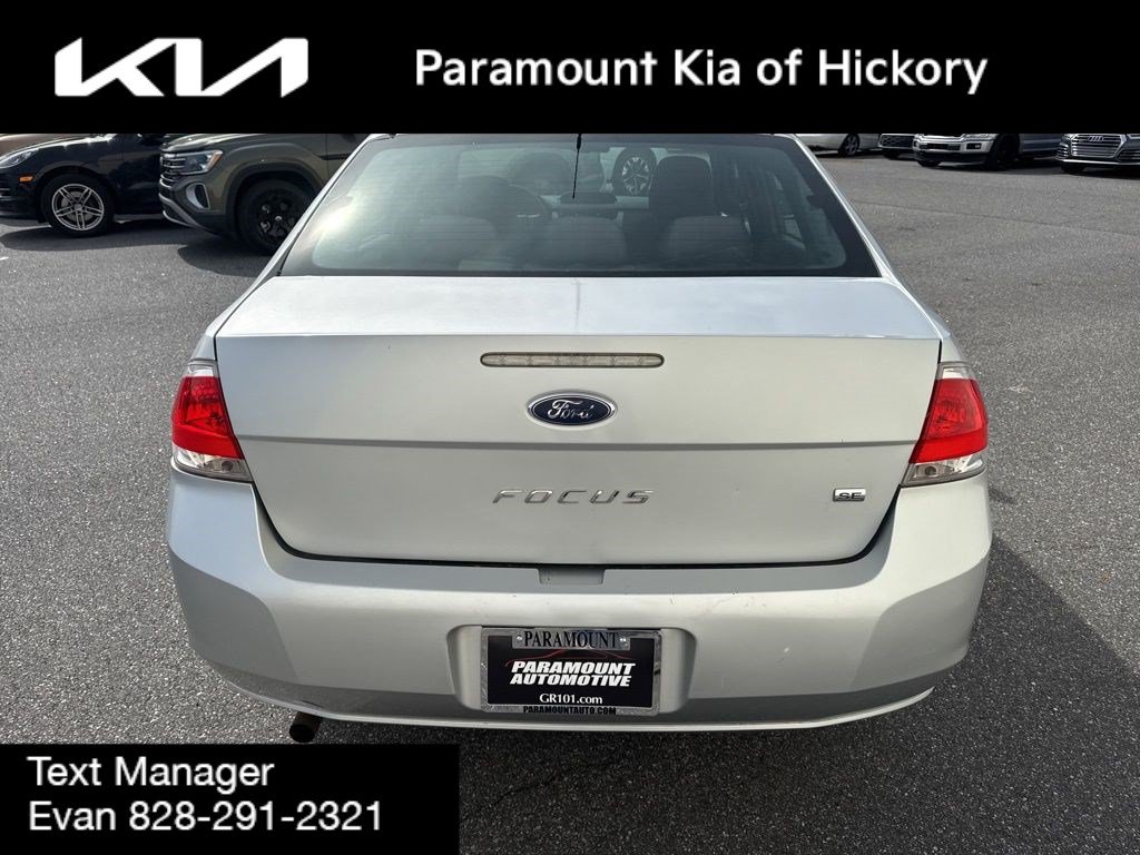 Used 2011 Ford Focus SE w/ 201A Rapid Spec Order Code FWD image 6