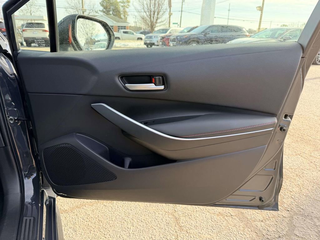 Certified 2024 Toyota Corolla SE w/ Convenience Package image 11