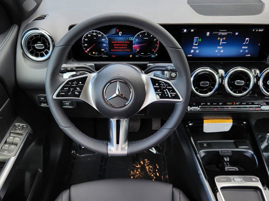 Used 2026 Mercedes-Benz GLB 250 4MATIC image 26