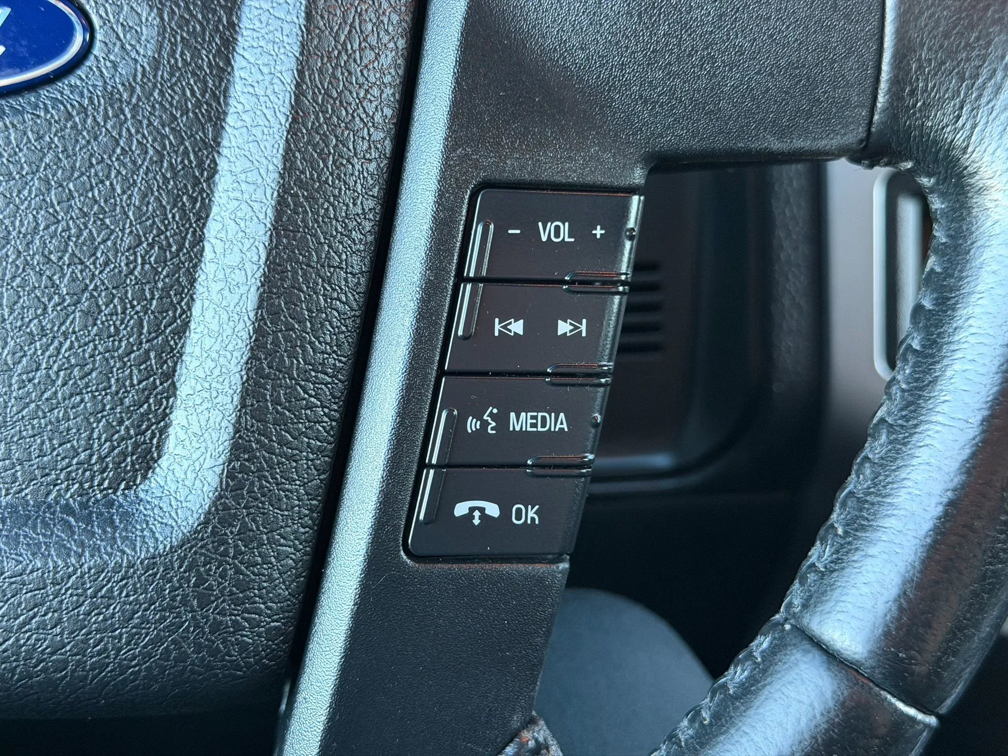 Used 2017 Ford Expedition EL XLT AWD/4WD image 38