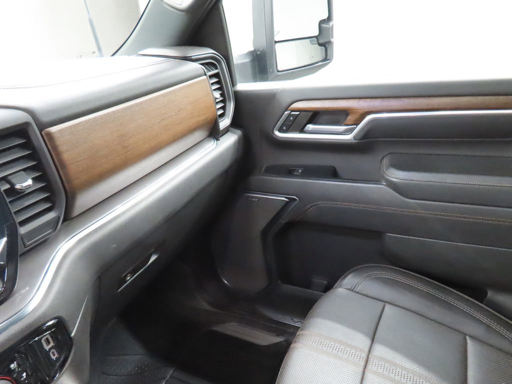 Used 2024 Chevrolet Silverado 2500 High Country w/ High Country Premium Package image 29
