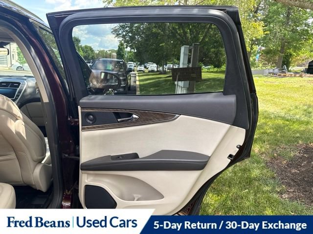 Used 2019 Lincoln Nautilus Reserve w/ Cargo Utility Package FWD image 19