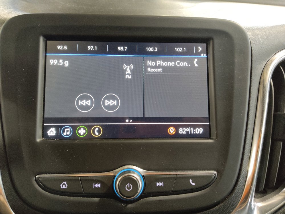 Used 2019 Chevrolet Equinox LT FWD image 25
