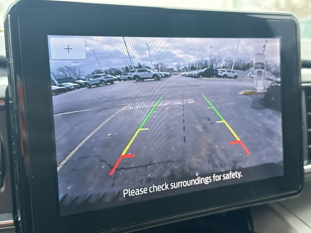 Used 2024 Ford Explorer XLT w/ Equipment Group 202A image 34