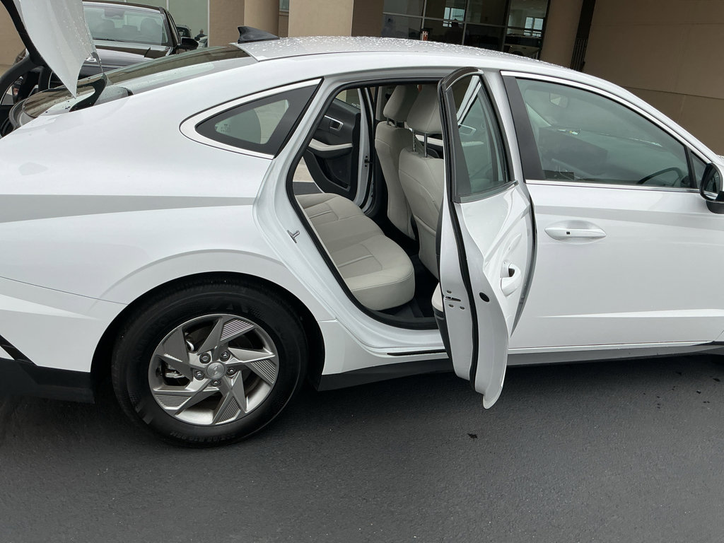 Certified 2025 Hyundai Sonata SE image 15