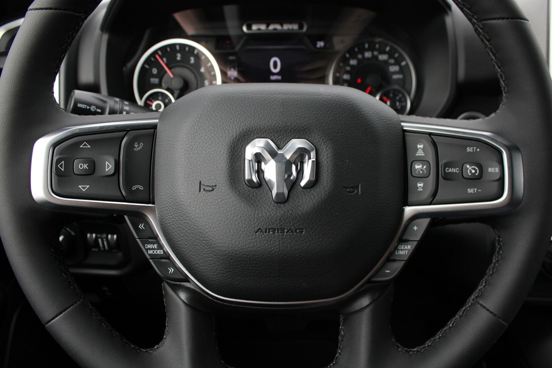 New 2026 RAM 1500 Big Horn AWD/4WD image 26