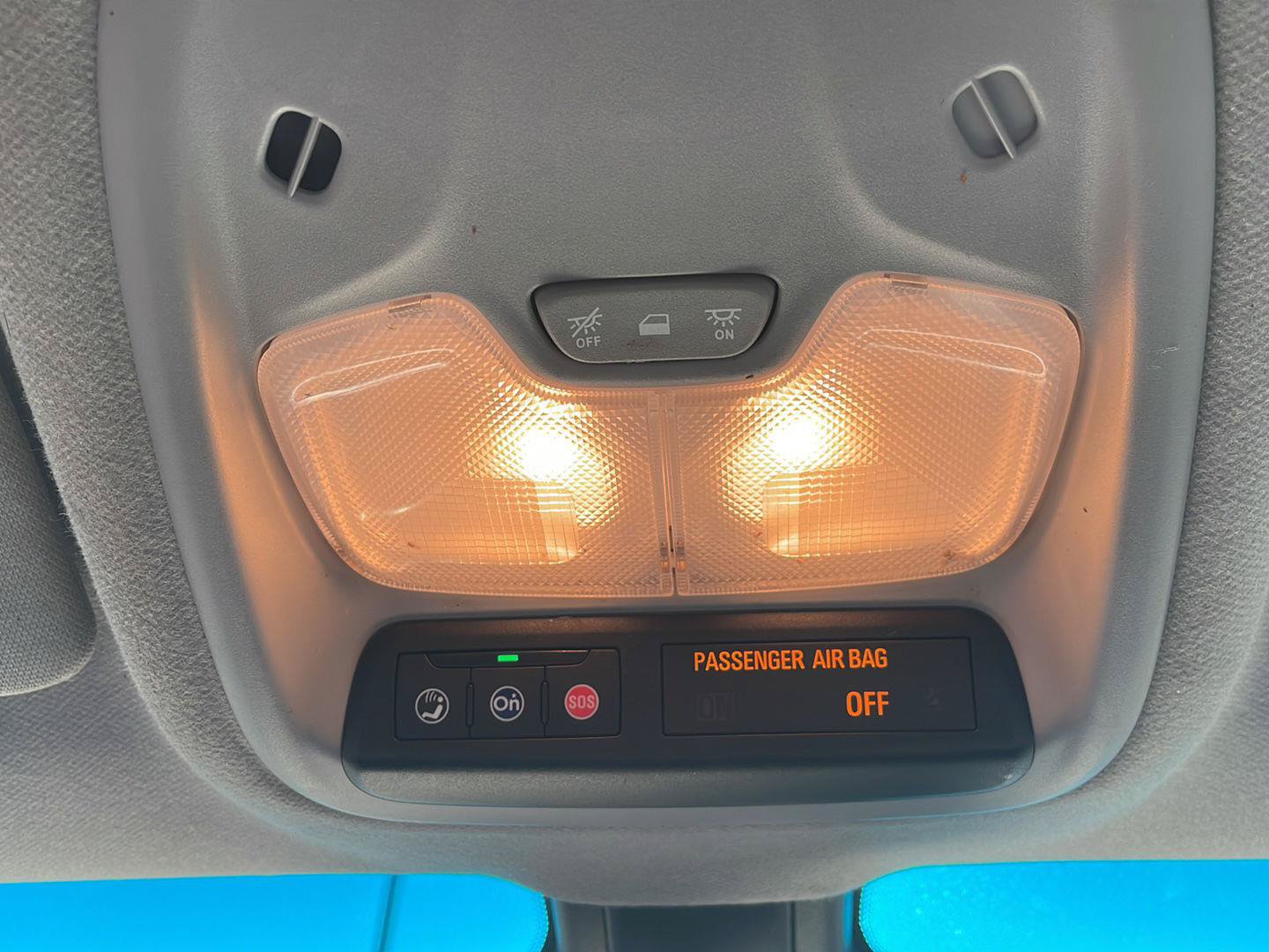 Used 2020 Chevrolet Bolt LT FWD image 22