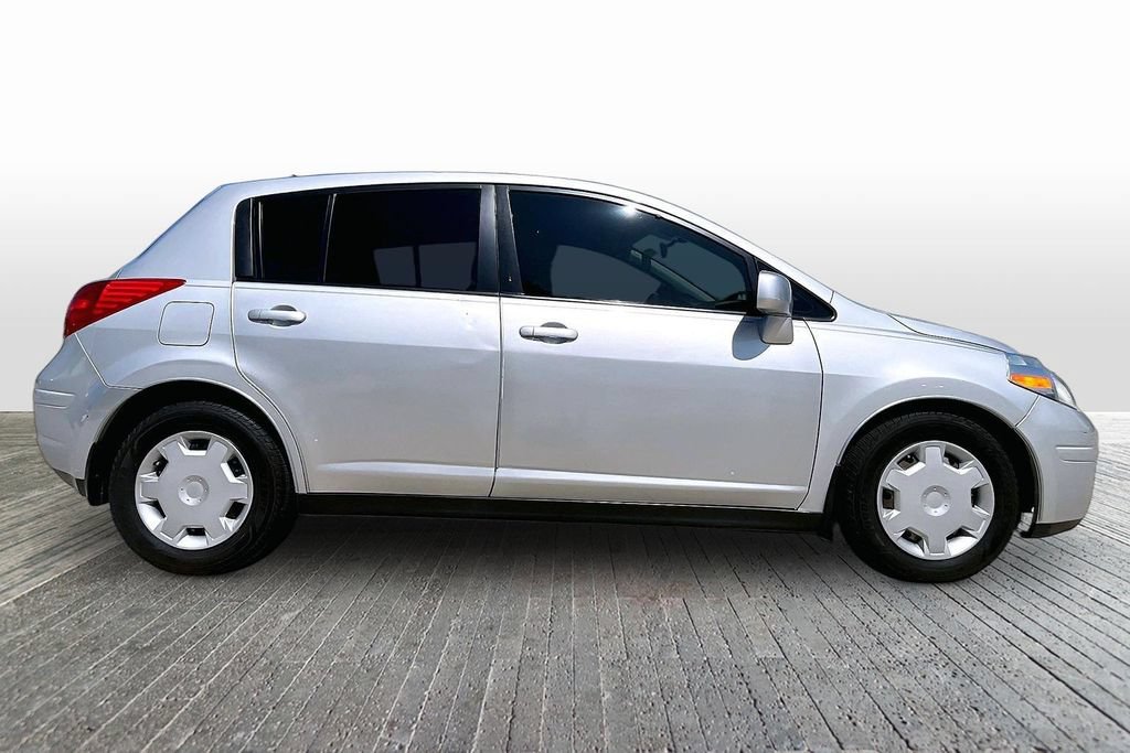 Used 2012 Nissan Versa 1.8 S w/ Plus Pkg FWD image 8