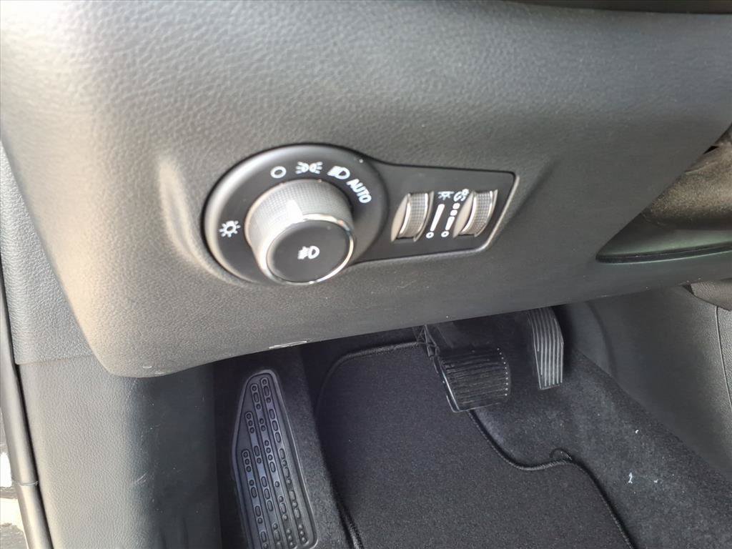 New 2026 Jeep Compass Latitude AWD/4WD image 10