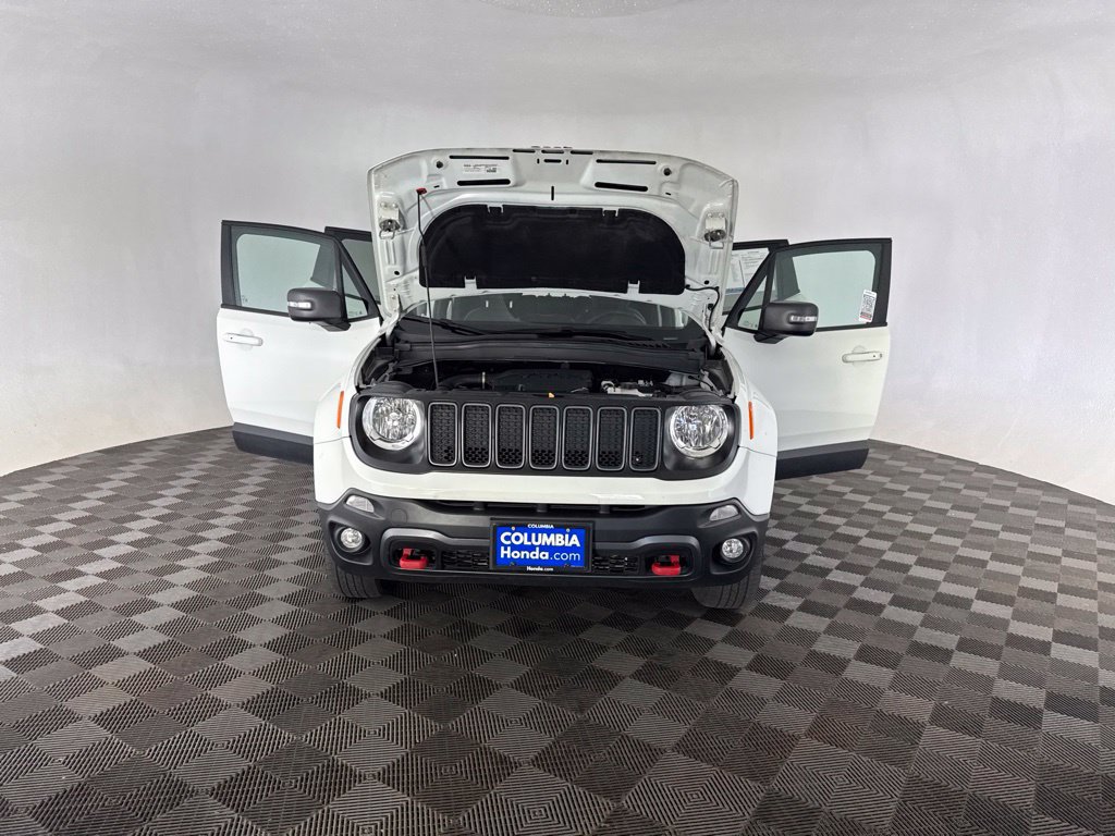 Used 2021 Jeep Renegade Trailhawk AWD/4WD image 12