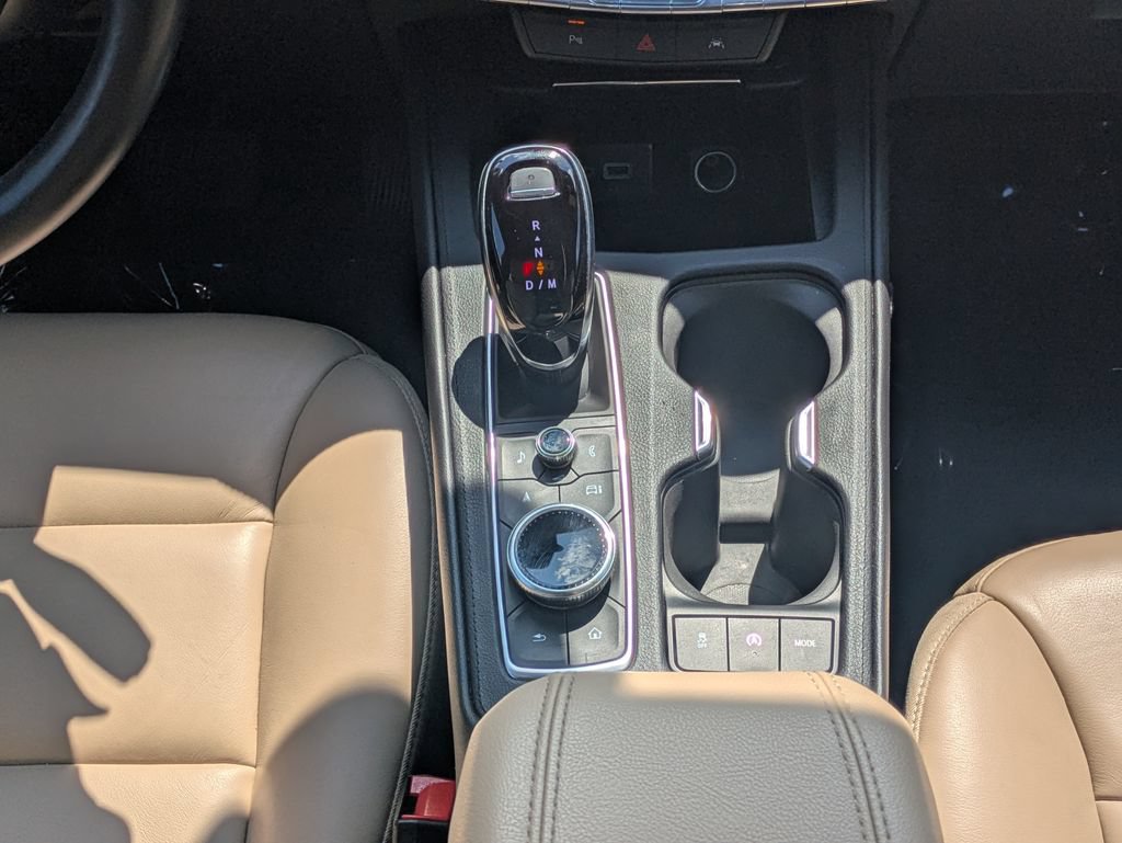 Used 2025 Cadillac XT4 Premium Luxury FWD image 19