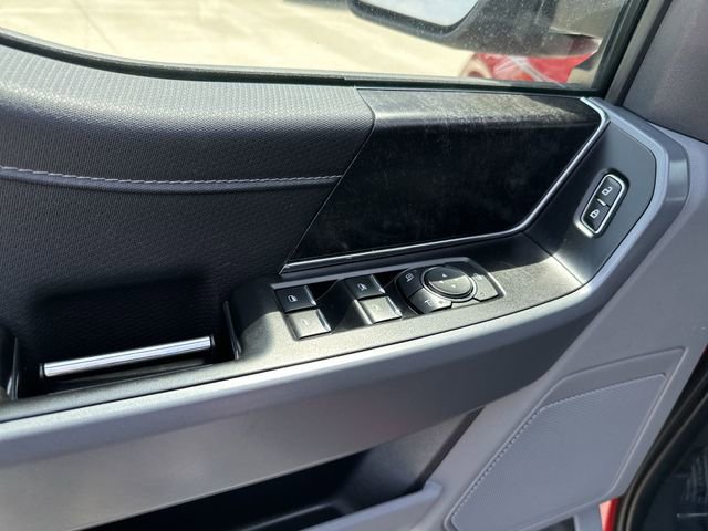 Used 2022 Ford F150 XLT w/ Equipment Group 302A High image 17