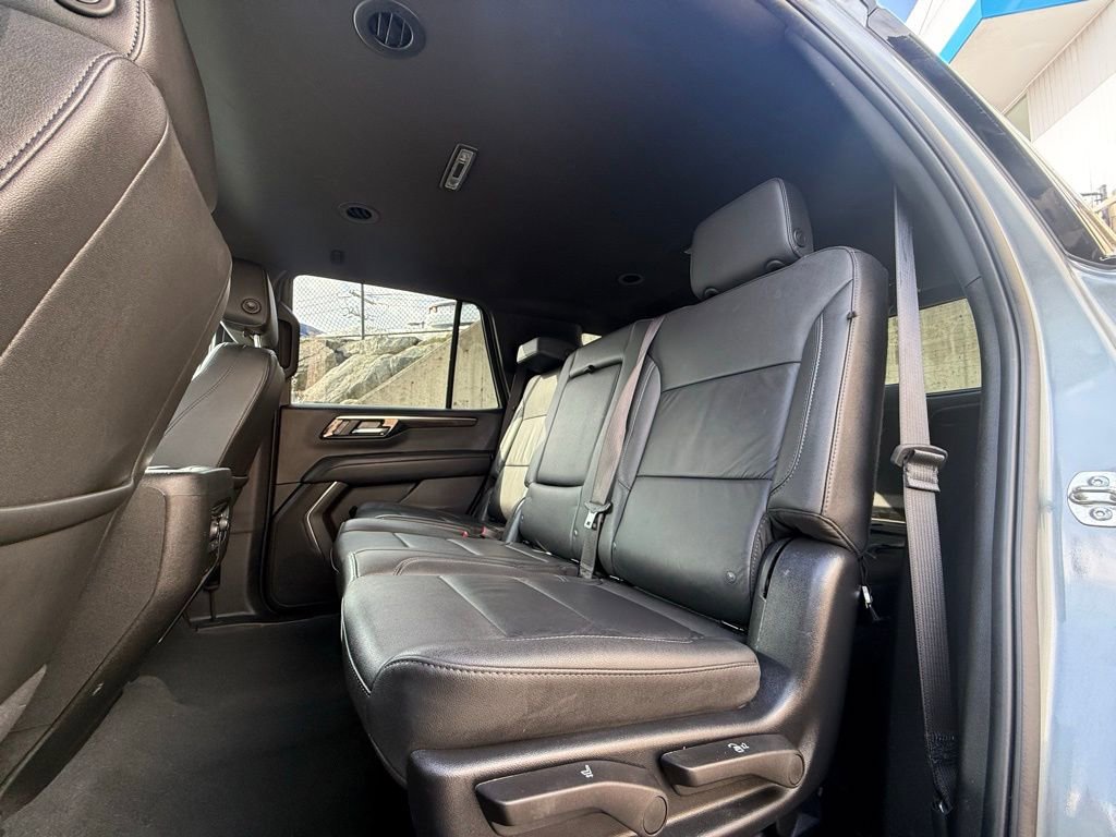 Used 2025 Chevrolet Tahoe Z71 image 16