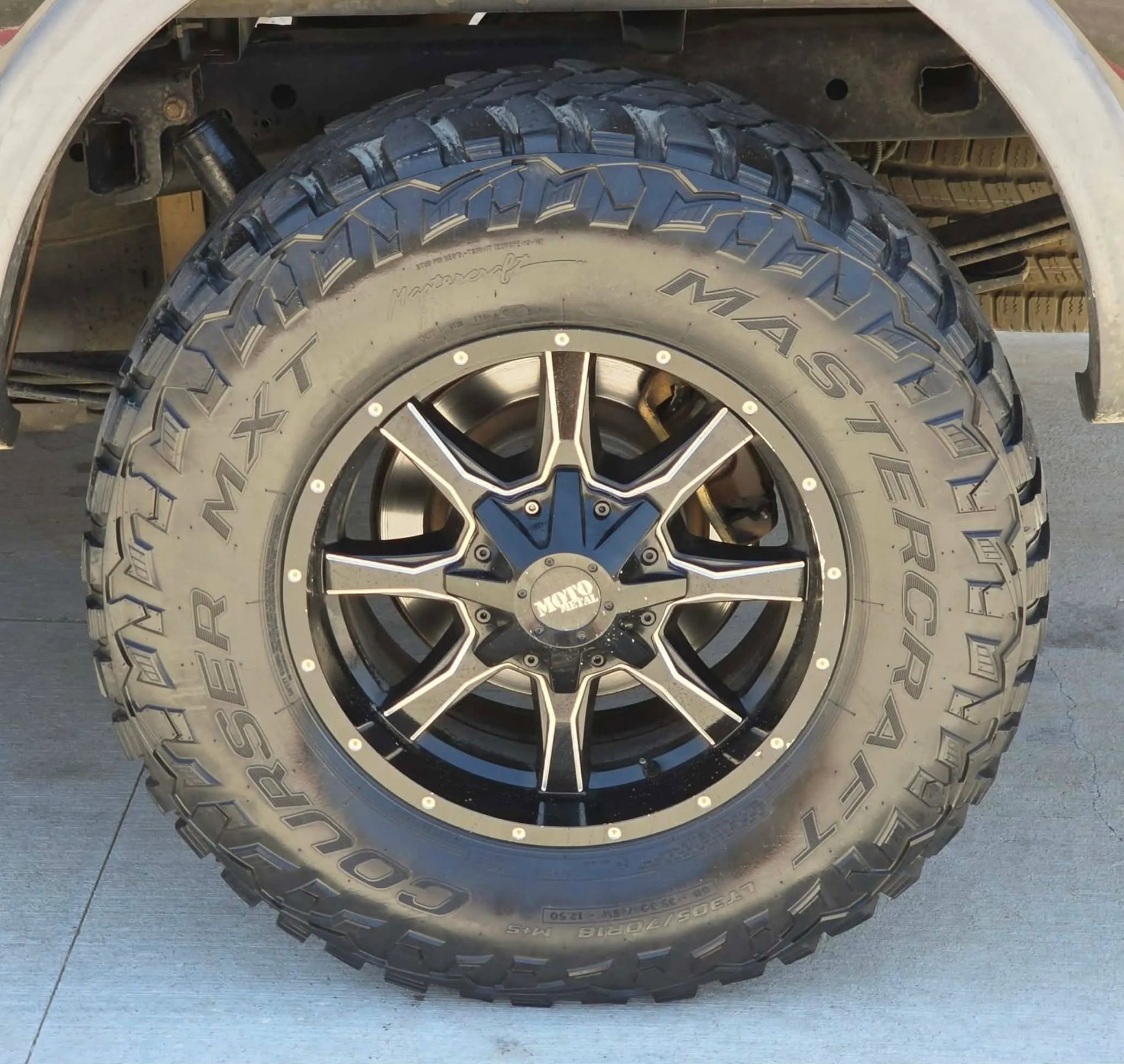 Used 2014 Ford F150 FX4 w/ Equipment Group 401A Mid AWD/4WD image 31