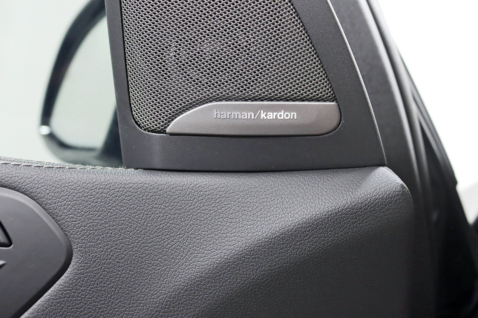 Used 2022 BMW X7 M50i image 38