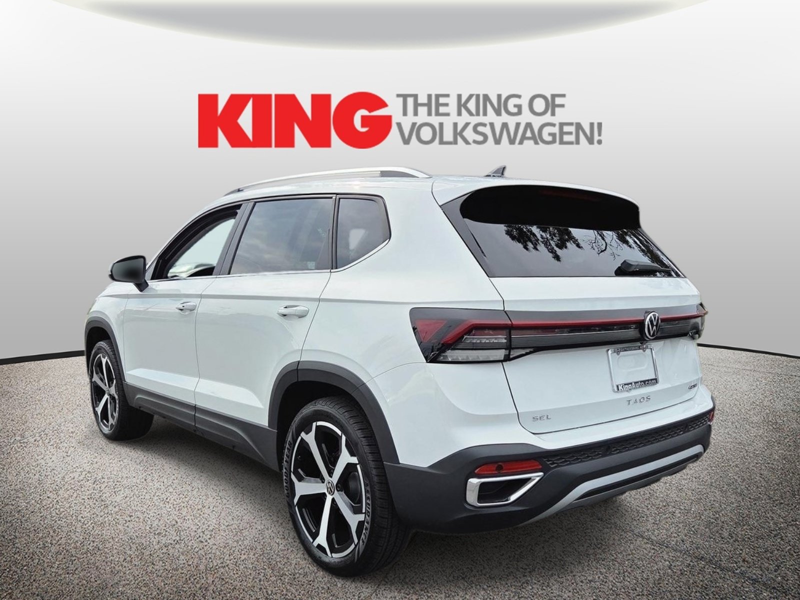 New 2026 Volkswagen Taos SEL AWD/4WD image 6