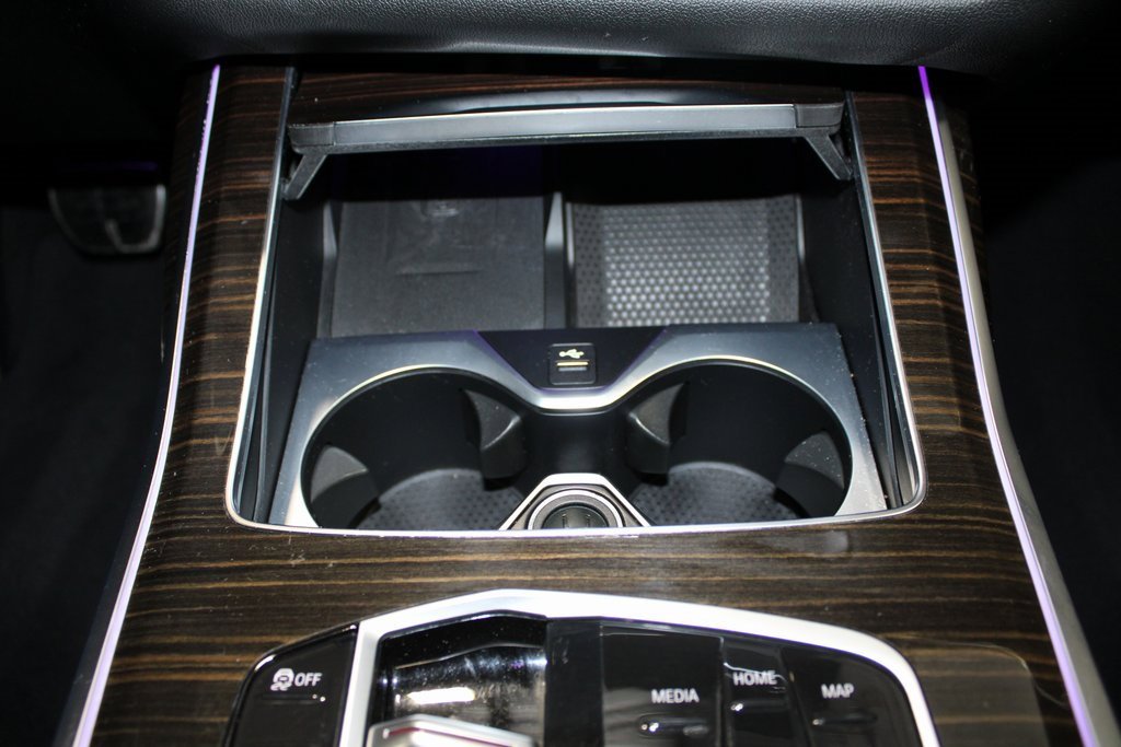 Used 2024 BMW X7 xDrive40i w/ M Sport Package image 38