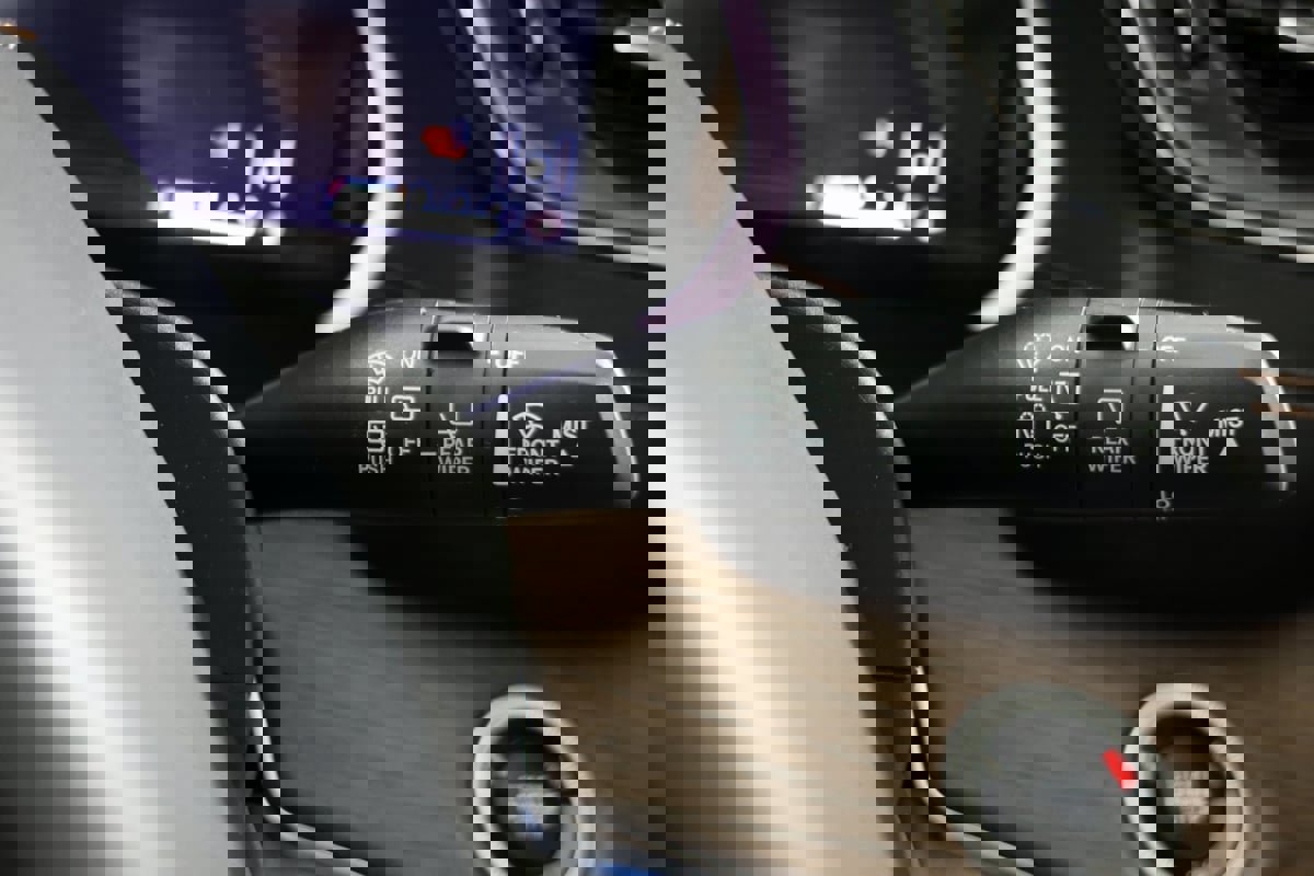 Used 2021 Jeep Grand Cherokee L Summit w/ MOPAR Finishing Package image 29