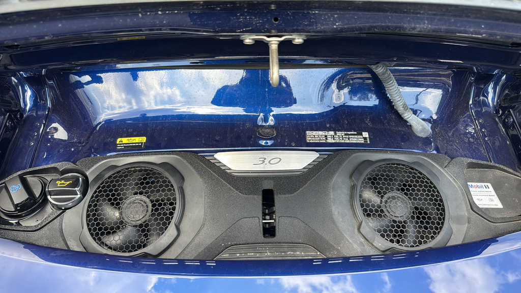 Used 2022 Porsche 911 Carrera RWD image 41