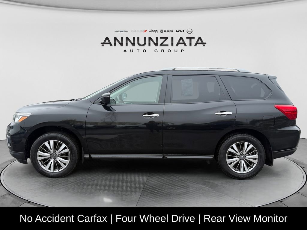 Used 2018 Nissan Pathfinder S image 2