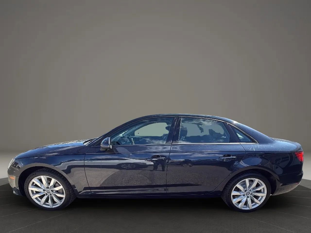 Used 2017 Audi A4 2.0T Premium AWD/4WD image 9