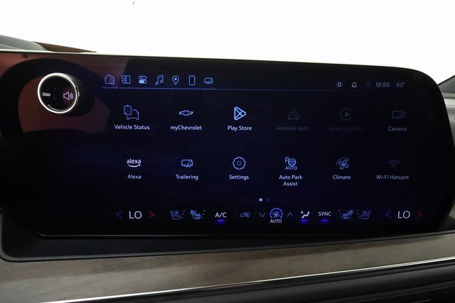 Used 2025 Chevrolet Suburban High Country image 15