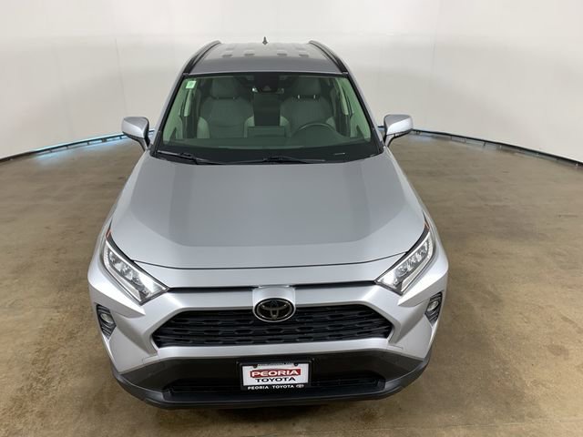 Used 2020 Toyota RAV4 XLE w/ All Weather Liner Package image 4