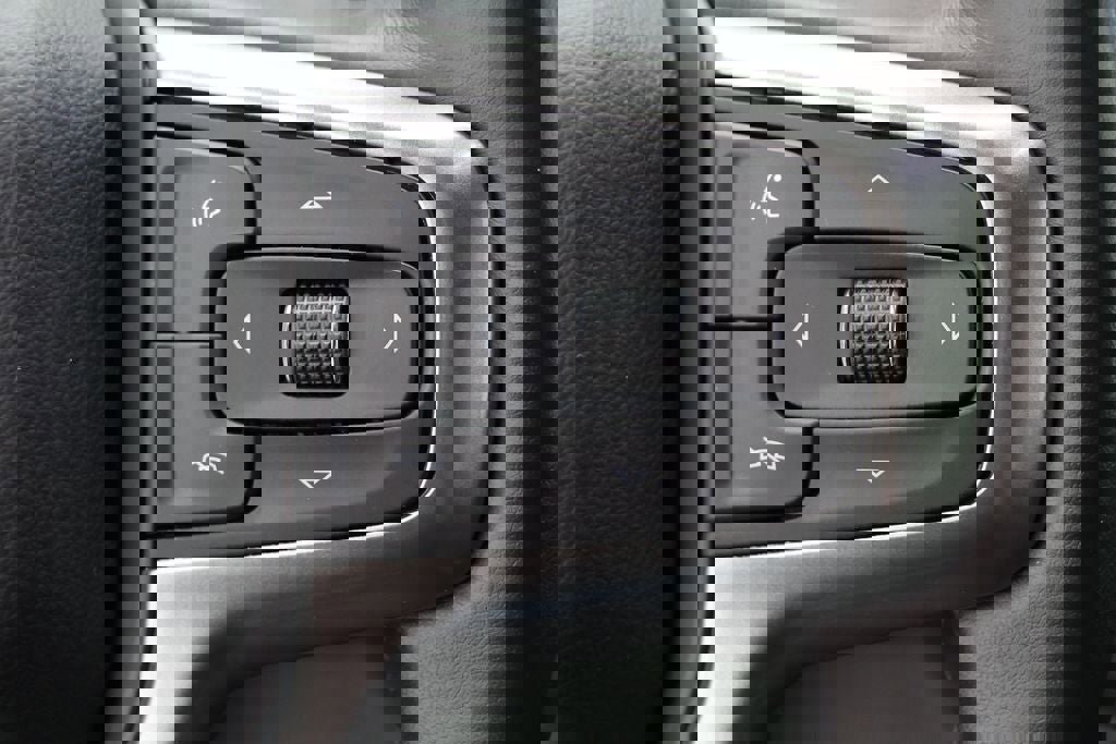 Used 2022 Chevrolet Silverado 1500 LT image 24