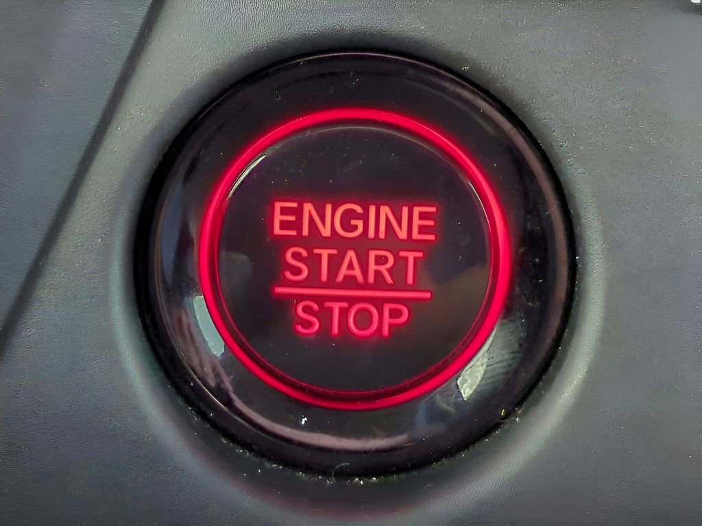 Used 2024 Honda Pilot Touring image 29