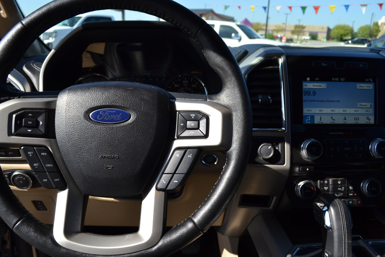 Used 2017 Ford F150 Lariat w/ Equipment Group 502A Luxury image 14