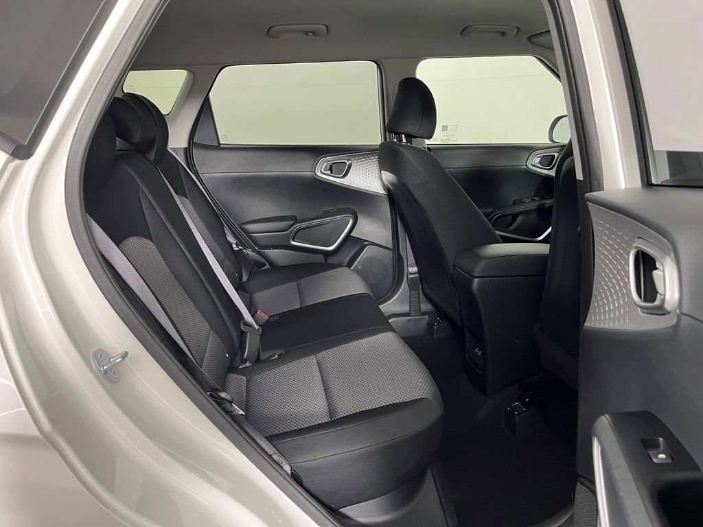 Used 2023 Kia Soul S FWD image 15
