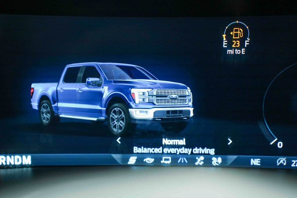 Used 2024 Ford F150 XLT w/ Tow/Haul Package AWD/4WD image 31