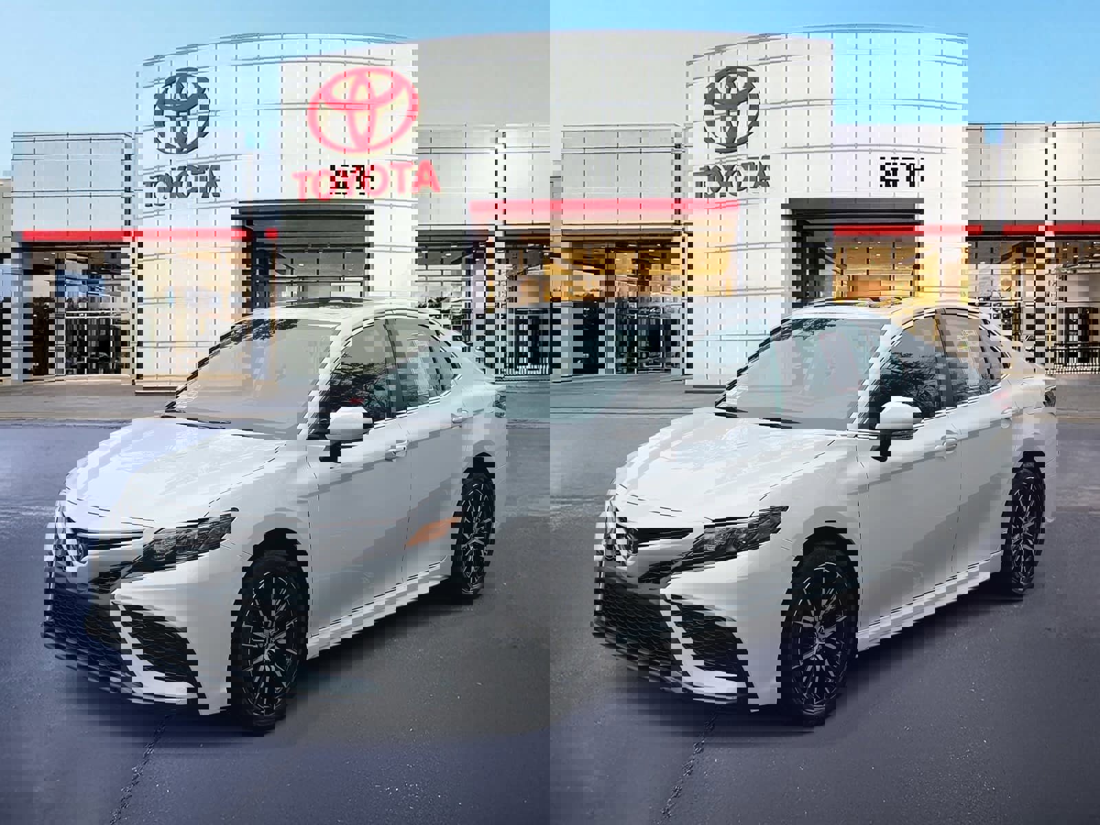 Certified 2022 Toyota Camry SE w/ Convenience Package