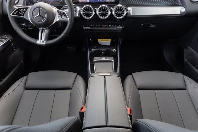 Certified 2025 Mercedes-Benz GLB 250 4MATIC image 26