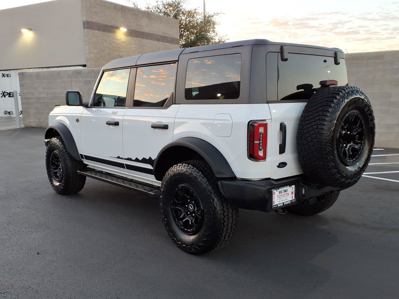 Used 2023 Ford Bronco Wildtrak AWD/4WD image 6