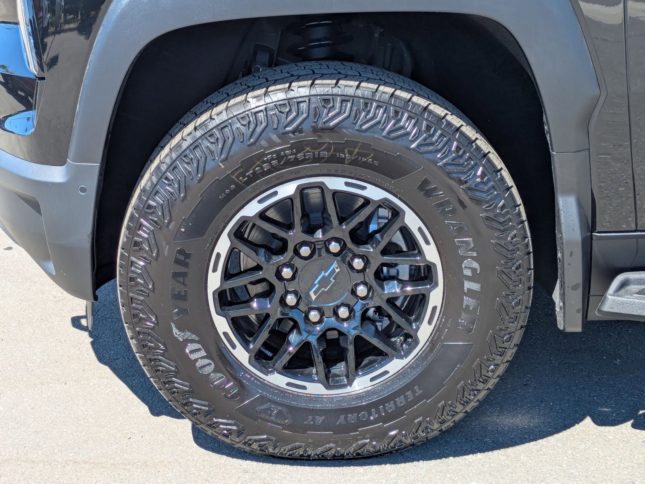 New 2026 Chevrolet Silverado EV Trail Boss w/ Premium Package image 9