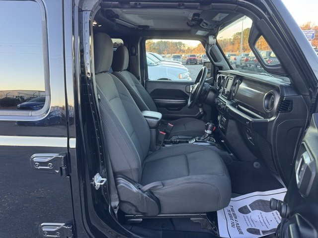 Used 2020 Jeep Gladiator Sport image 9