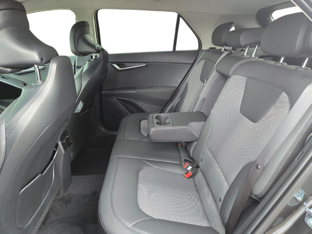 New 2026 Kia Niro EX FWD image 19