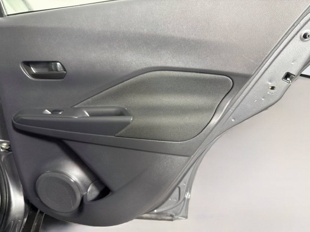 Used 2024 Nissan Kicks S FWD image 27