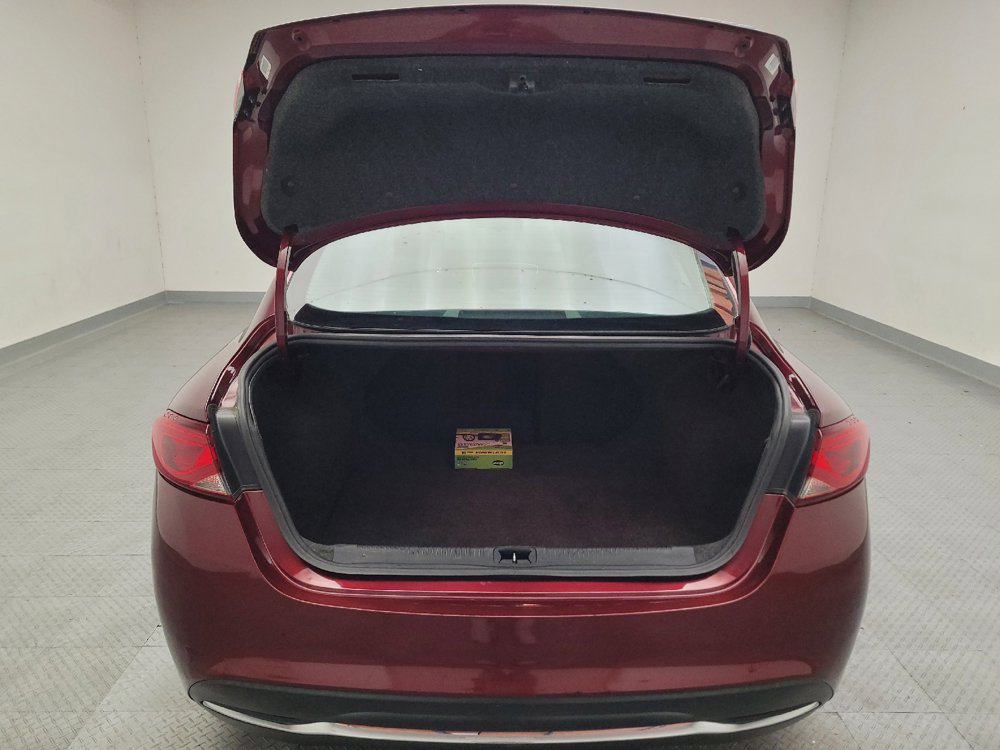 Used 2015 Chrysler 200 Limited FWD image 29
