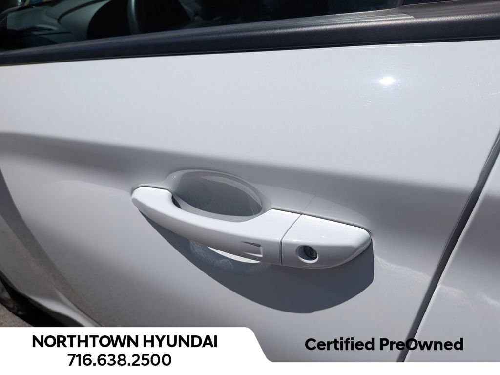 Certified 2023 Hyundai Kona SEL w/ Convenience Package AWD/4WD image 41